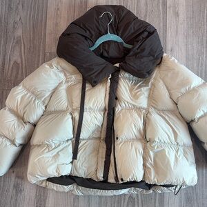 90% duck down medium Puffer Jacket - Cream and Brown